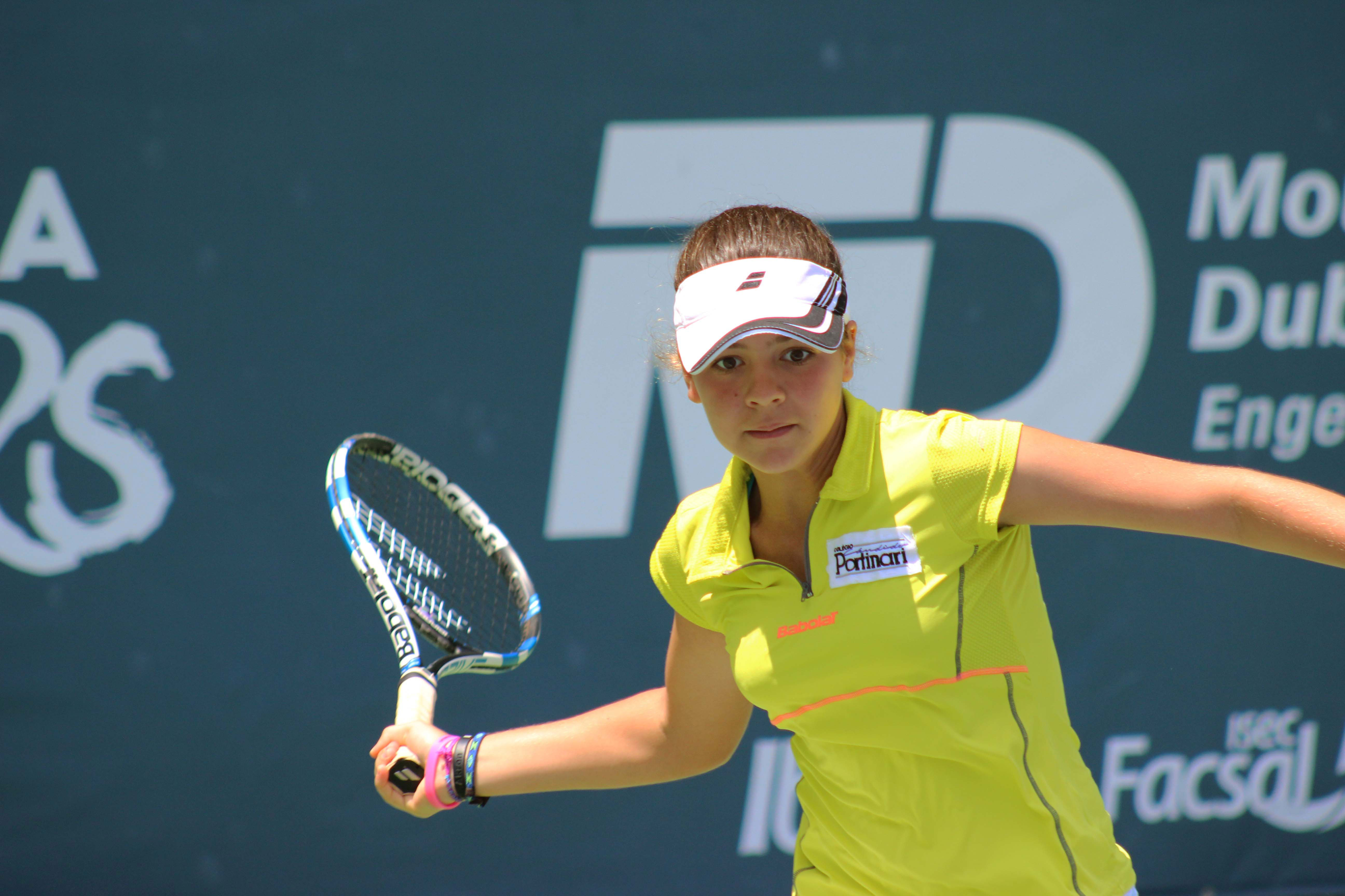 Maria Menezes faz últimos ajustes para Sul-Americano de 14 anos