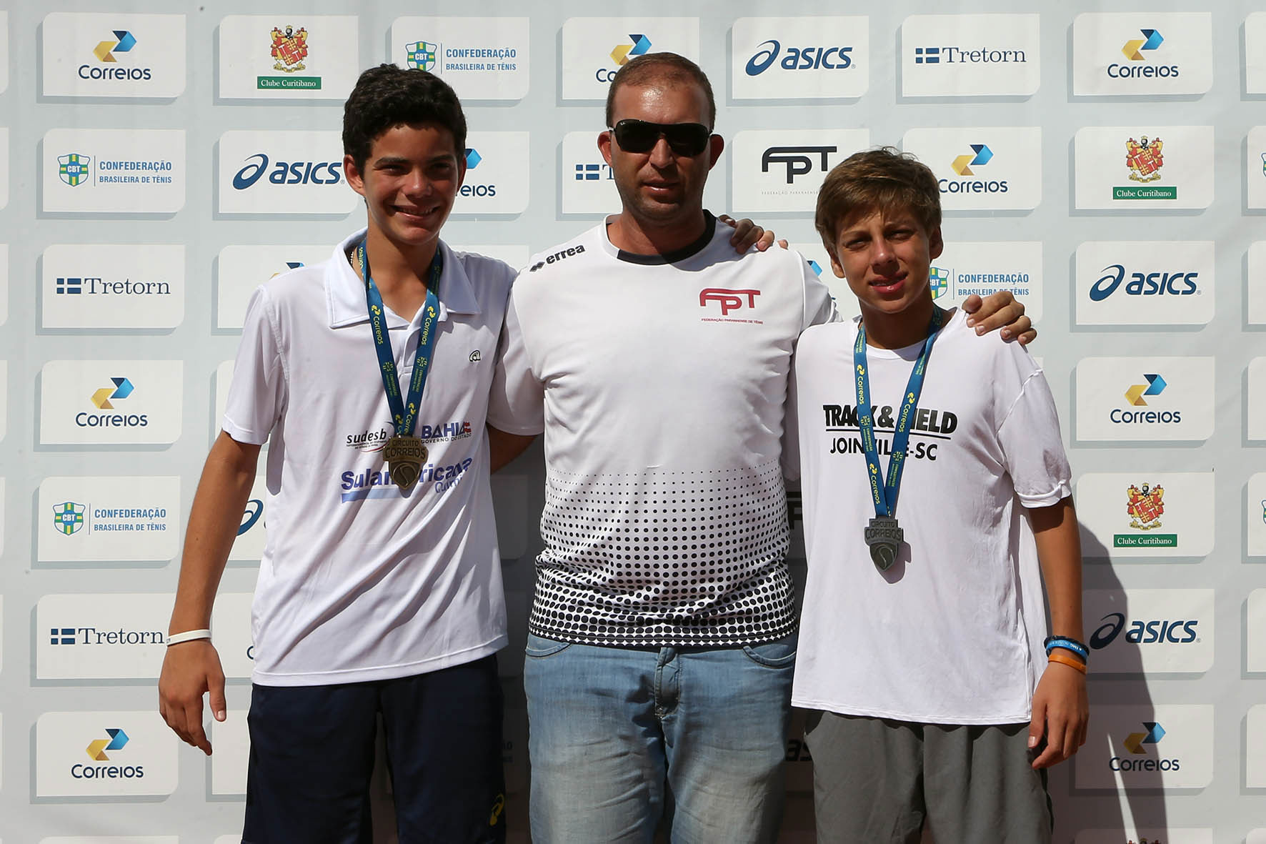 Natan Rodrigues é campeão da 1ª etapa do Circuito CBT em Curitiba (PR)