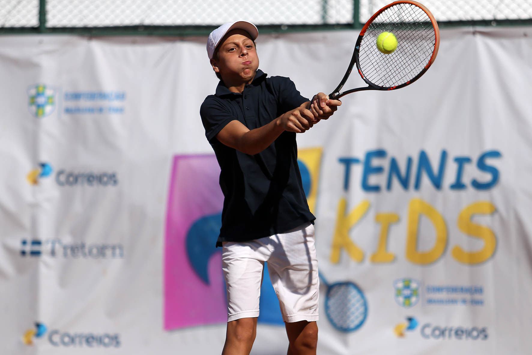 Pedro Boscardin Ã© vice-campeÃ£o de simples e campeÃ£o de duplas em Curitiba (PR)