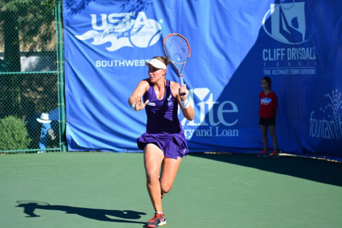 Bia Maia, da Tennis Route, nas quartas em Waco, no Texas