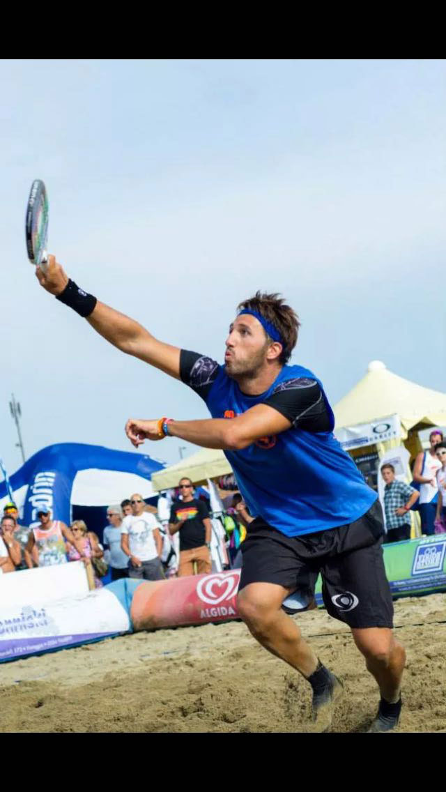 Maior campeão da história disputa a Copa Rio Beach Tennis, torneio mundial em Niterói (RJ)