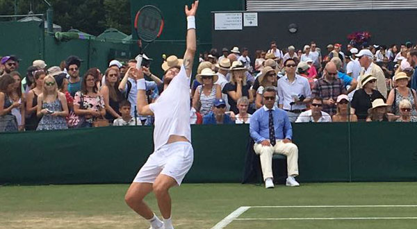 Marcelo Demoliner nas quartas de dupla mista em Wimbledon